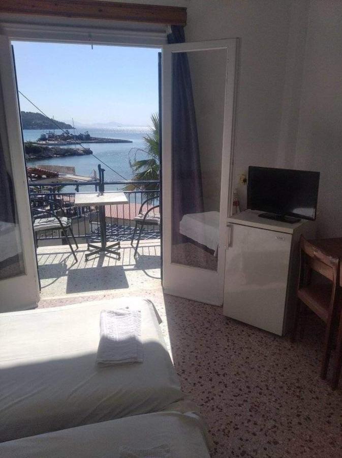 Ammoudia Rooms Agia Marina  Экстерьер фото